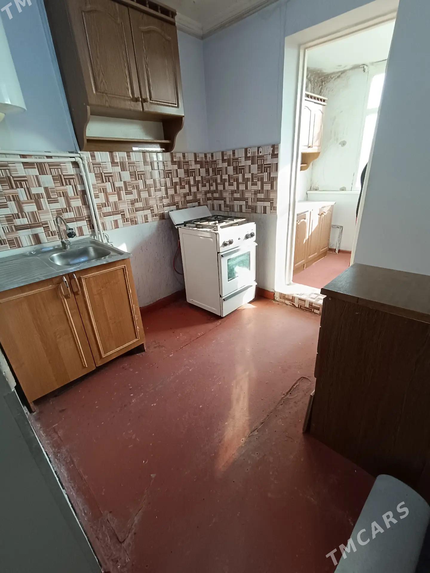 10 mkr , 1 komnat - 10 мкр - img 2