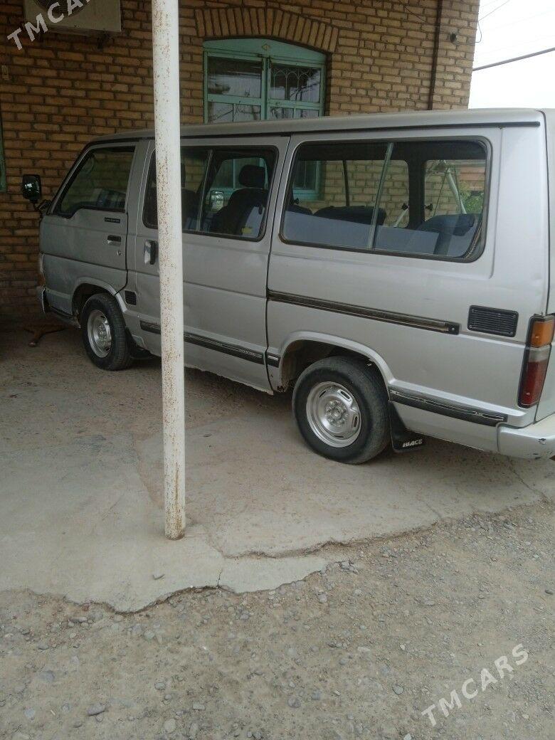 Toyota Hiace 1989 - 45 000 TMT - Sakarçäge - img 4