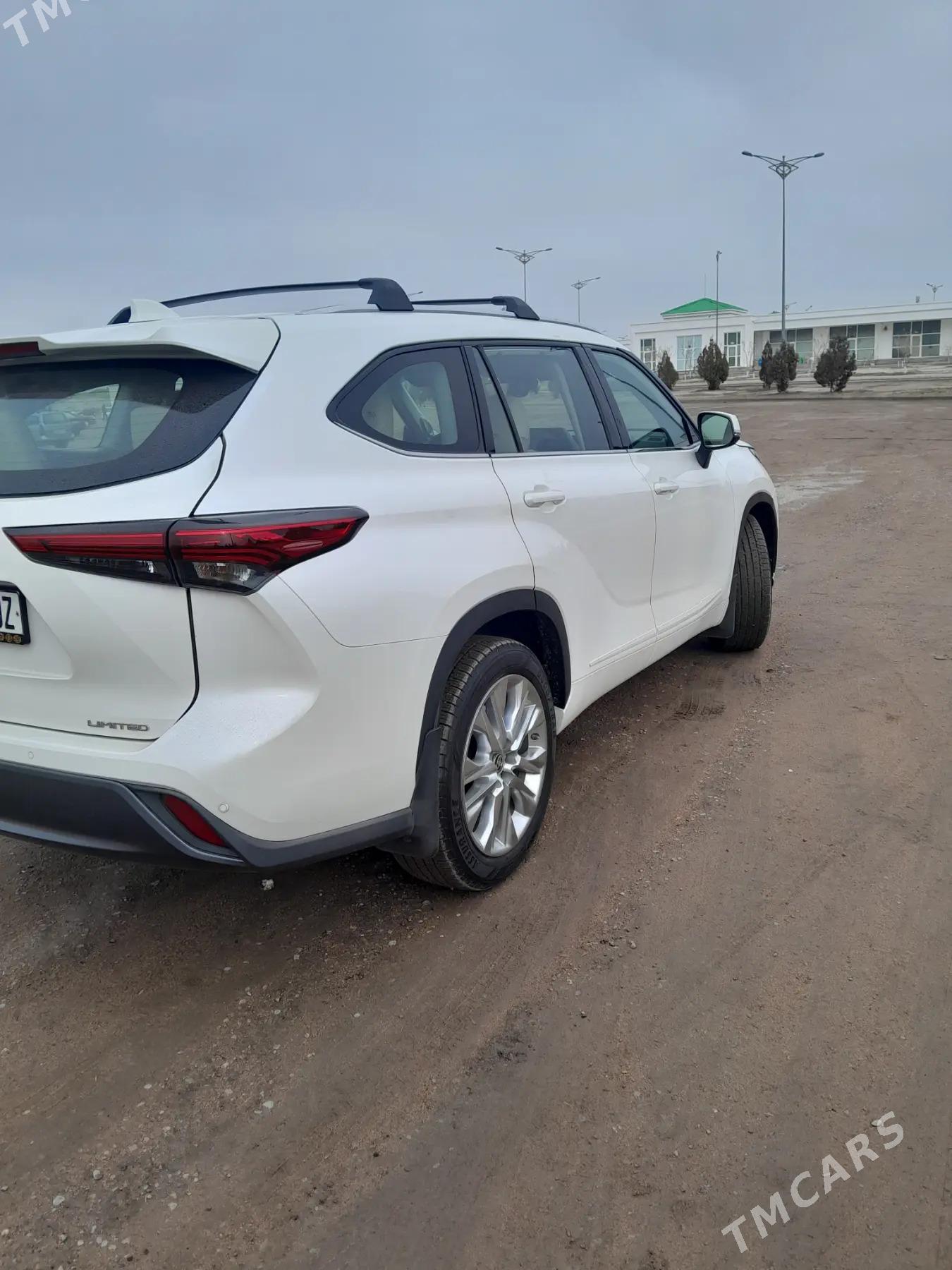 Toyota Highlander 2021 - 670 000 TMT - Дашогуз - img 4