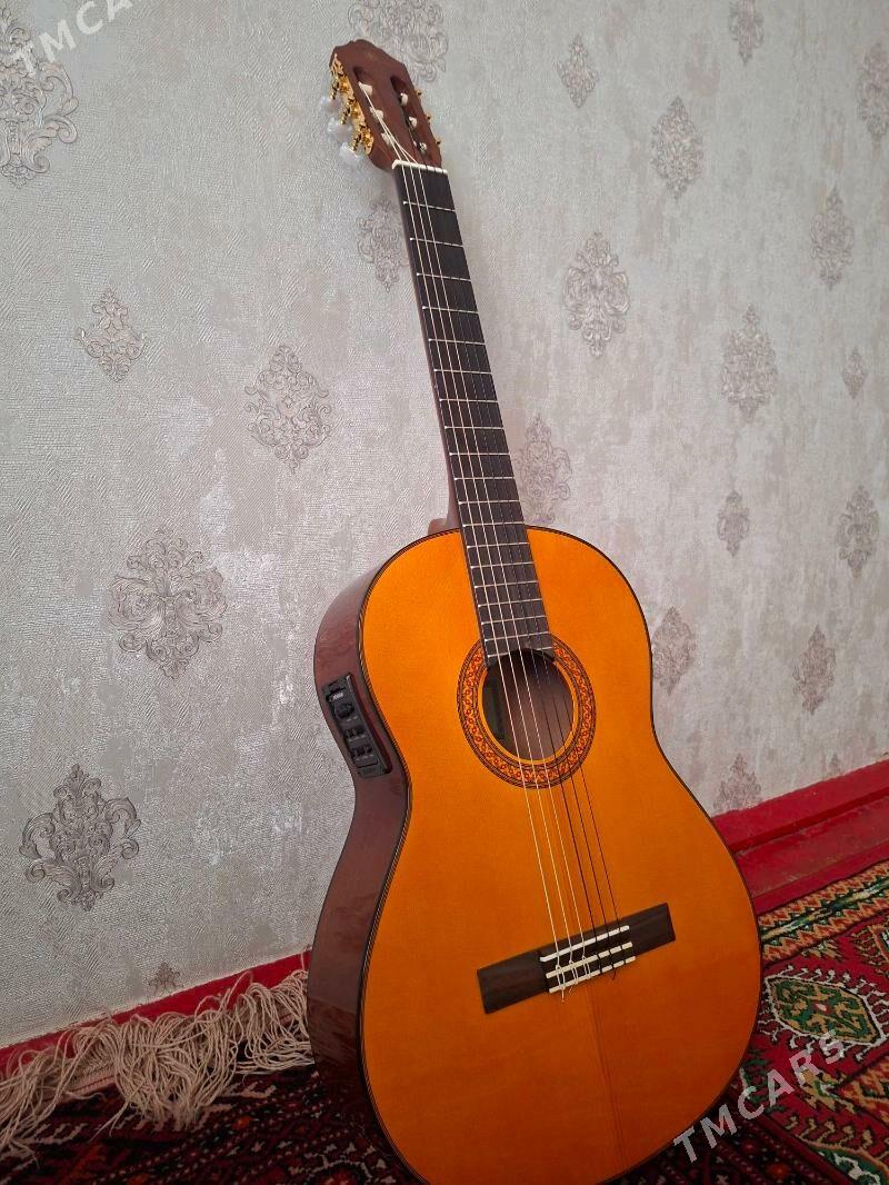 S 70 Yamaha Gitara - Mary - img 2
