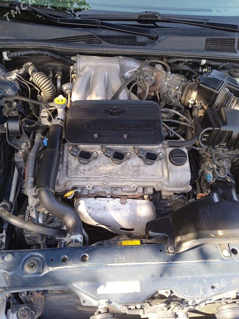 Toyota Camry 2002 - 180 000 TMT - Дашогуз - img 9