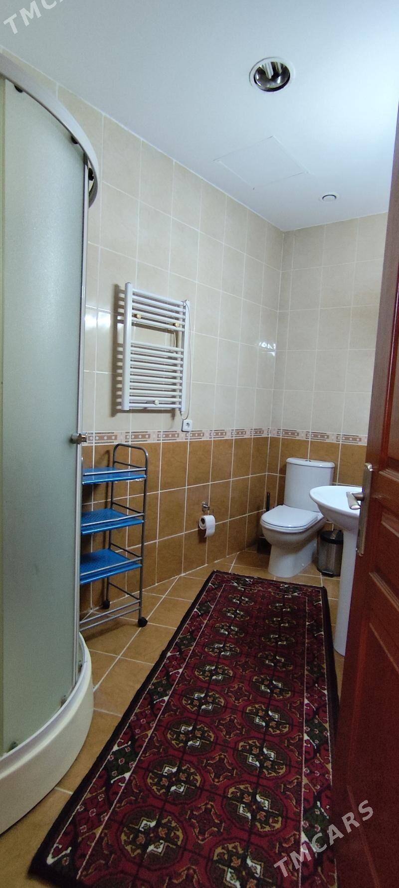 Аренда. Элитка. 4комн - Podwoýski köç. (Bitarap Türkmenistan şaýoly) - img 7