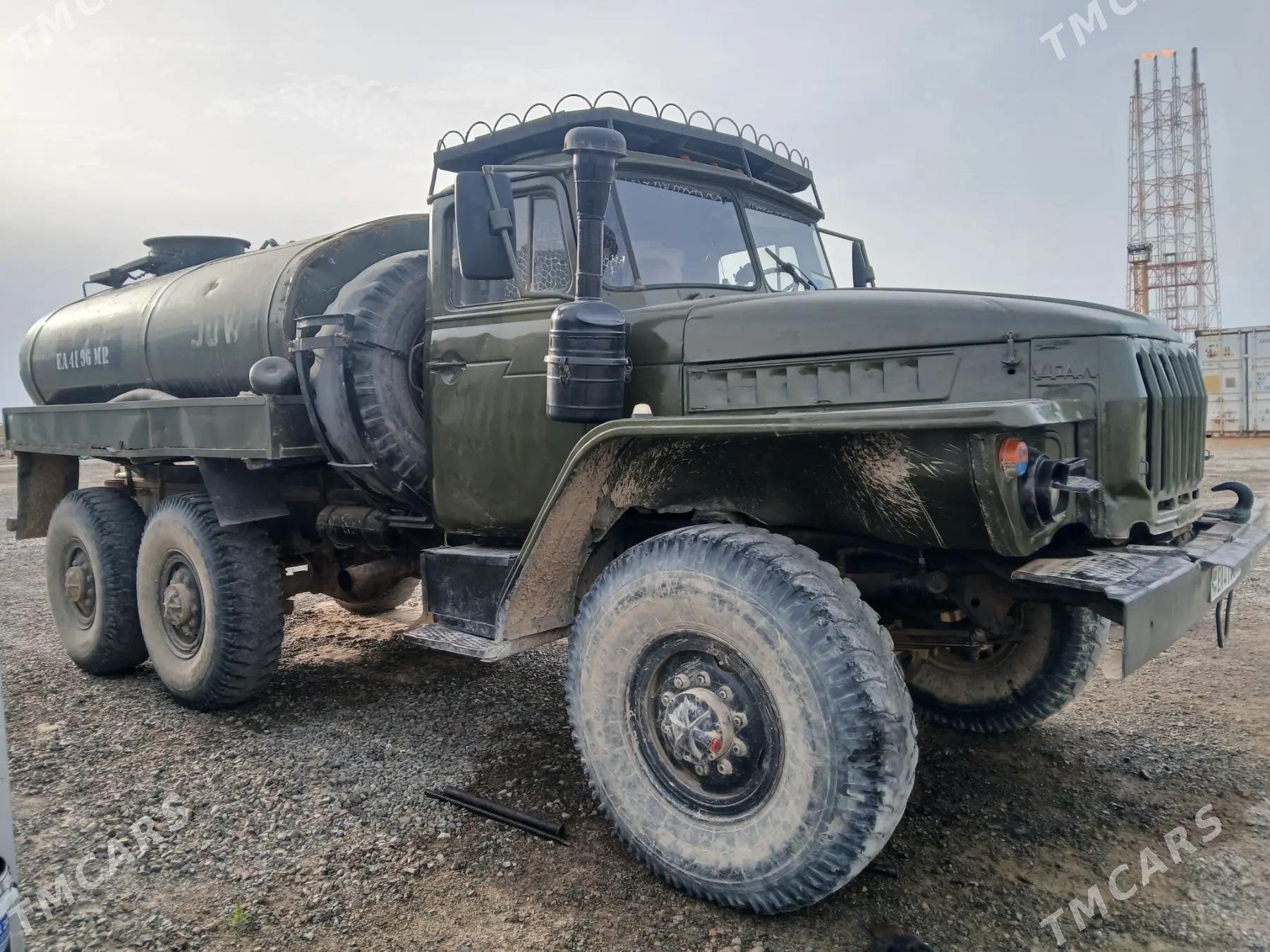 Ural 5557 1986 - 145 000 TMT - Mary - img 2