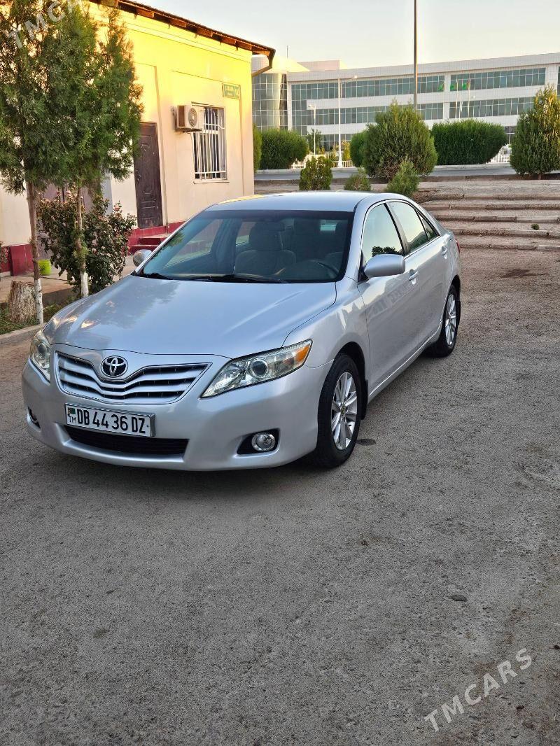 Toyota Camry 2011 - 215 000 TMT - Дашогуз - img 4