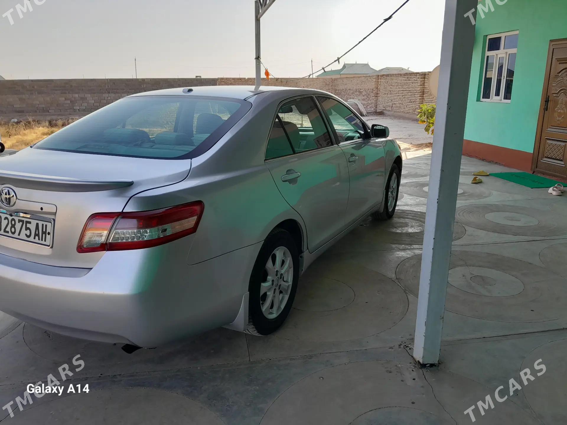 Toyota Camry 2010 - 195 000 TMT - Серахс - img 4