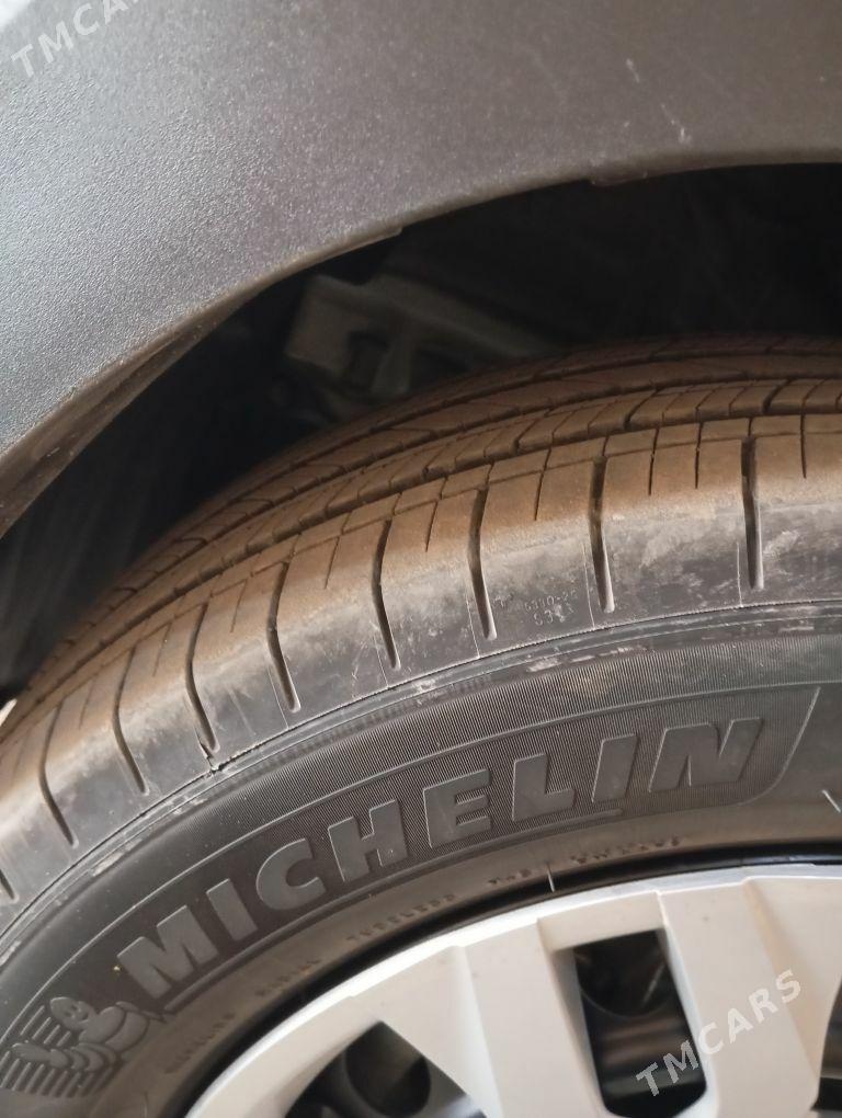 Toyota Corolla Cross 2023 - 370 000 TMT - Чарджоу - img 7