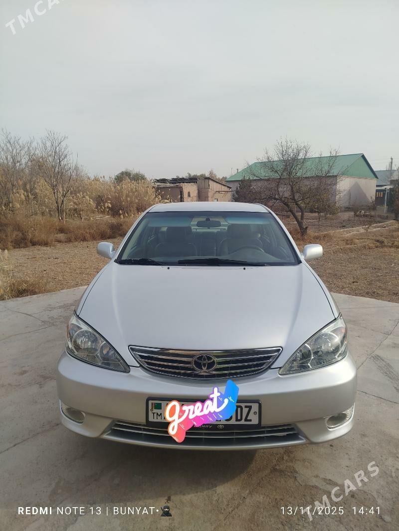 Toyota Camry 2004 - 190 000 TMT - Köneürgenç - img 3