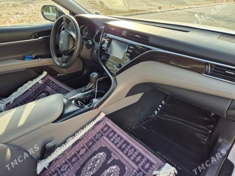 Toyota Camry 2018 - 340 000 TMT - Aşgabat - img 5