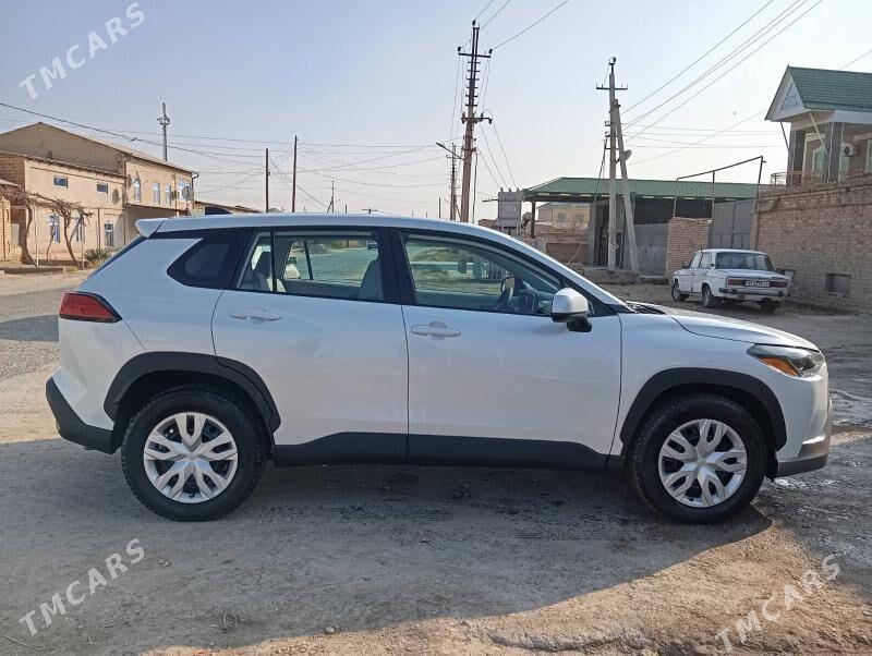 Toyota Corolla Cross 2023 - 370 000 TMT - Чарджоу - img 5