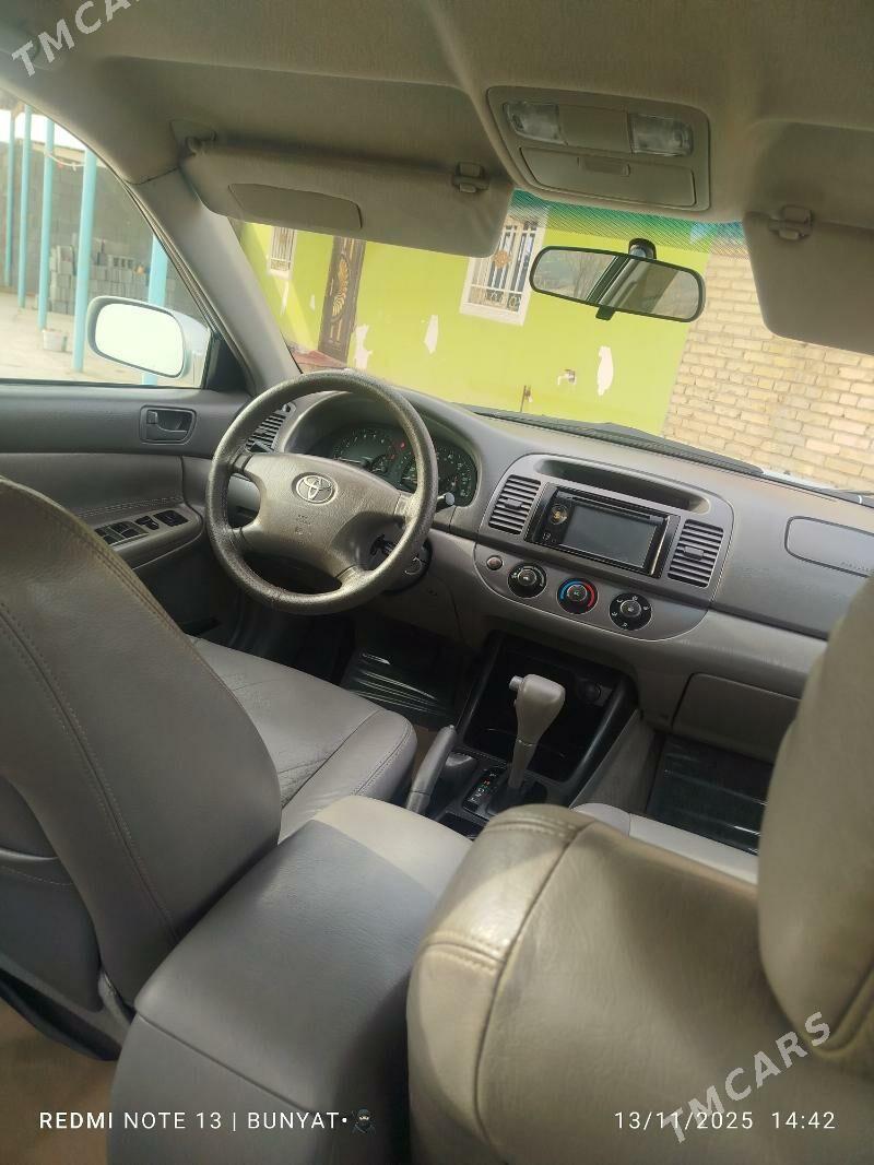Toyota Camry 2004 - 190 000 TMT - Köneürgenç - img 7