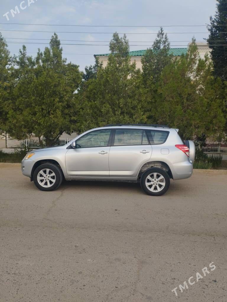 Toyota RAV4 2011 - 205 000 TMT - Акдепе - img 4