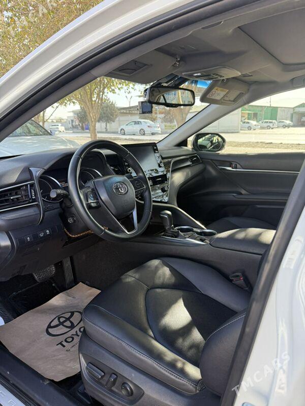 Toyota Camry 2021 - 556 000 TMT - Бузмеин - img 6