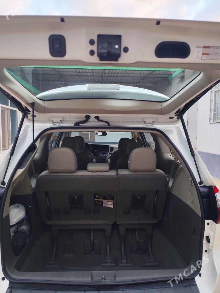 Toyota Sienna 2019 - 597 000 TMT - Анев - img 9
