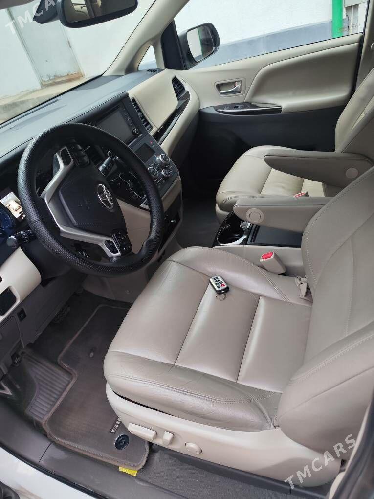 Toyota Sienna 2019 - 597 000 TMT - Анев - img 8