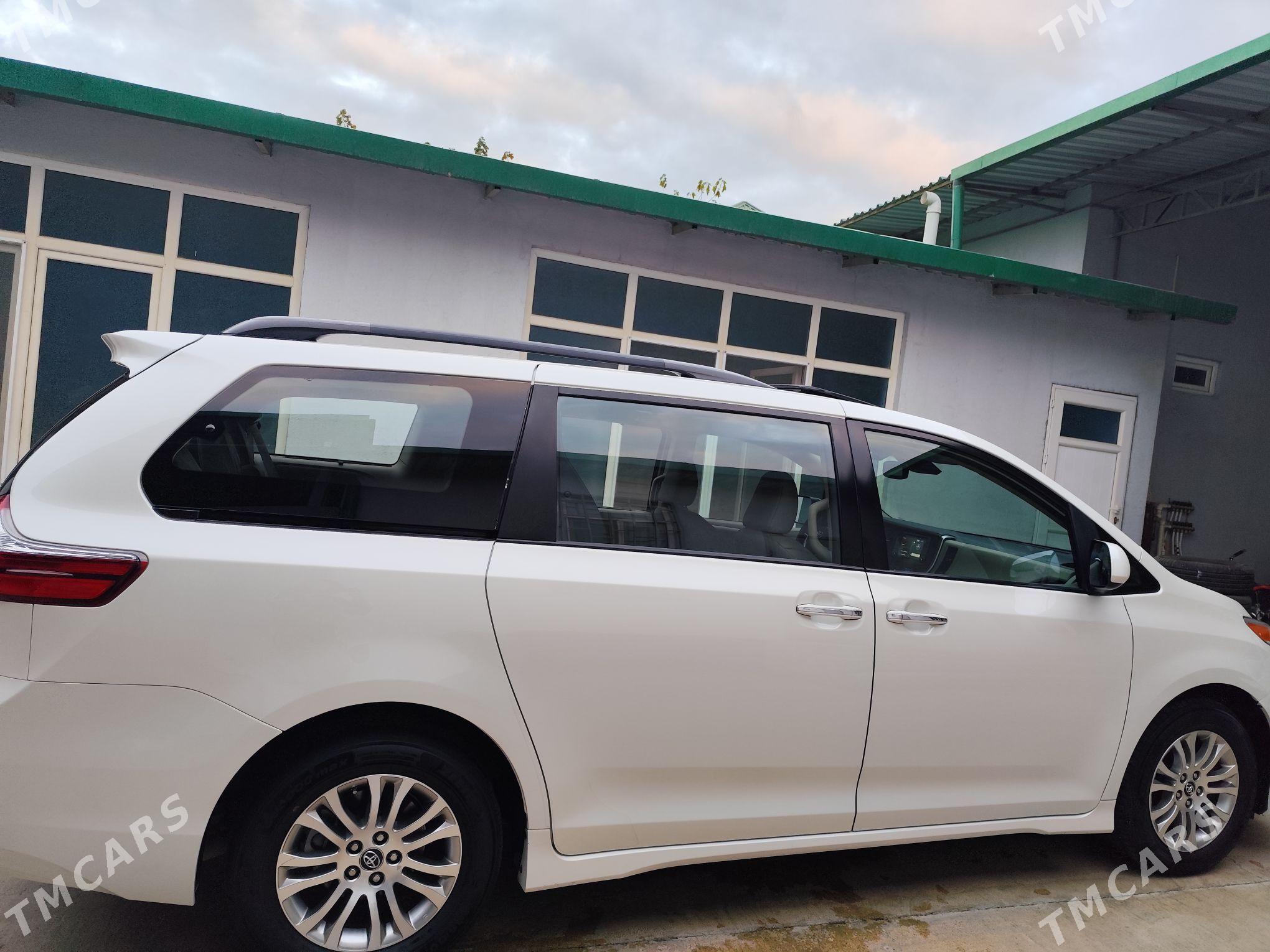 Toyota Sienna 2019 - 597 000 TMT - Анев - img 5