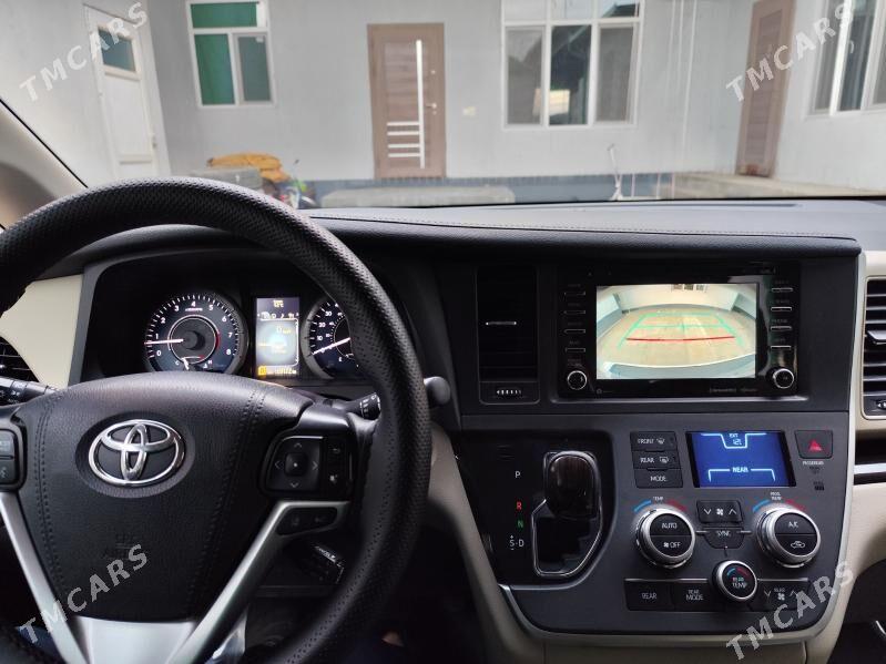 Toyota Sienna 2019 - 597 000 TMT - Анев - img 7