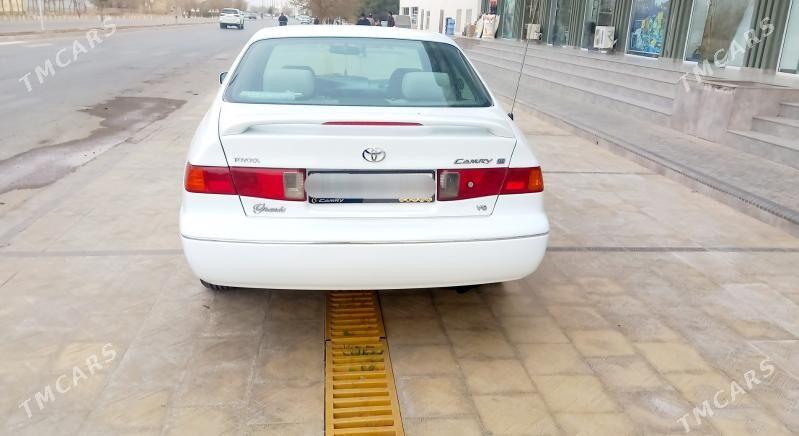 Toyota Camry 2000 - 152 000 TMT - Бабадайхан - img 4