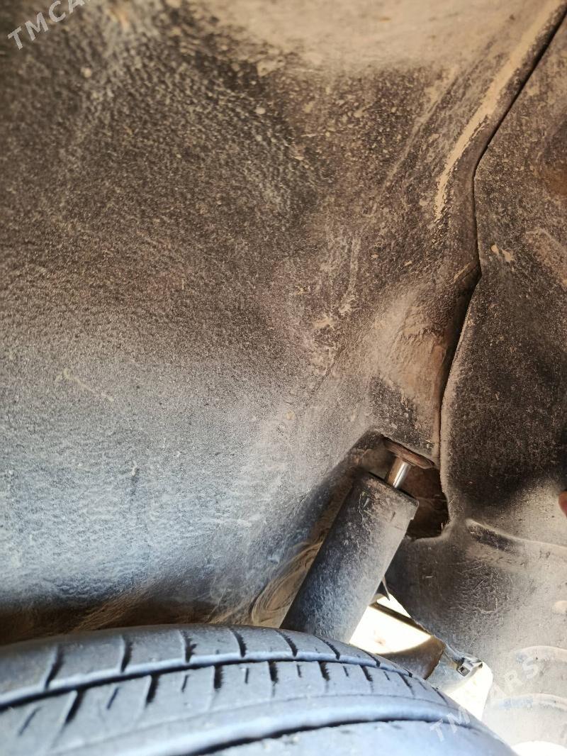 Toyota Sienna 2002 - 145 000 TMT - Анев - img 9