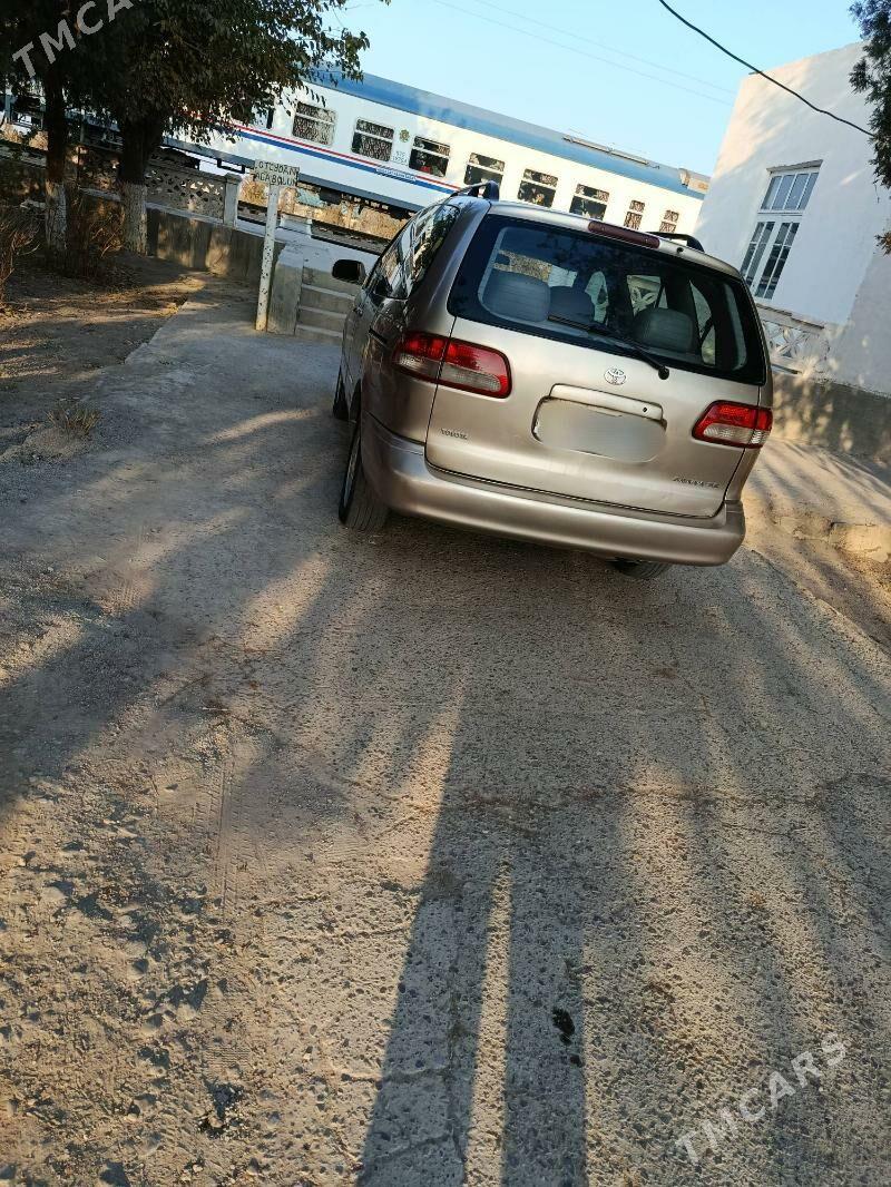 Toyota Sienna 2002 - 145 000 TMT - Анев - img 3