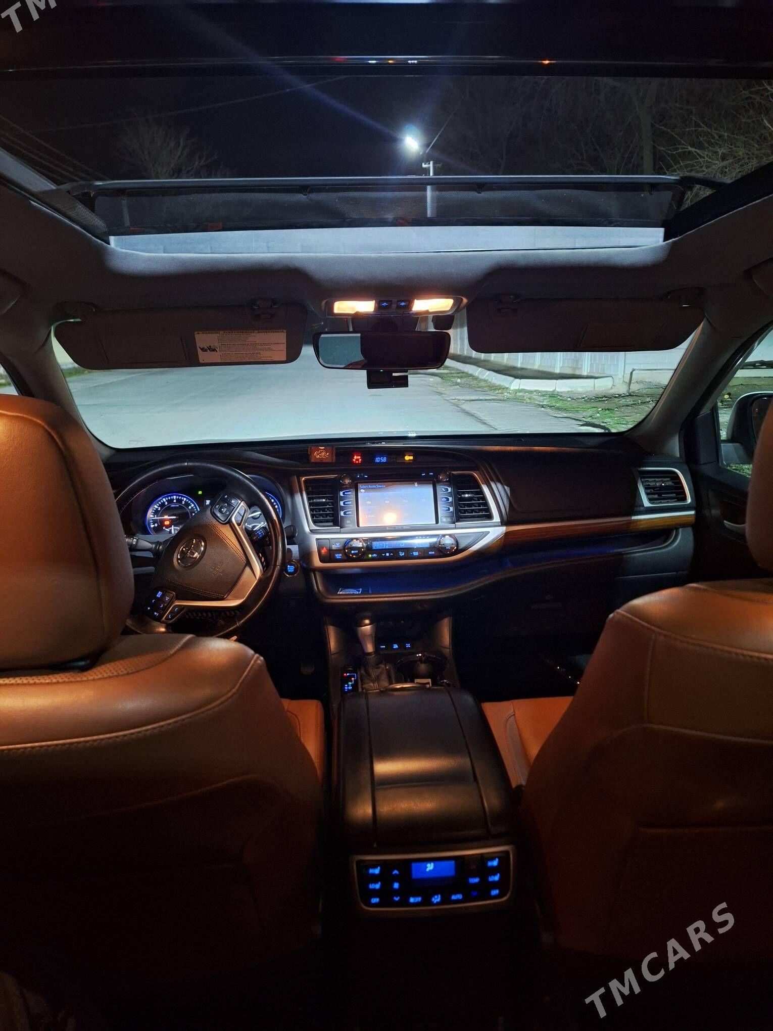 Toyota Highlander 2017 - 600 000 TMT - Herrikgala - img 6