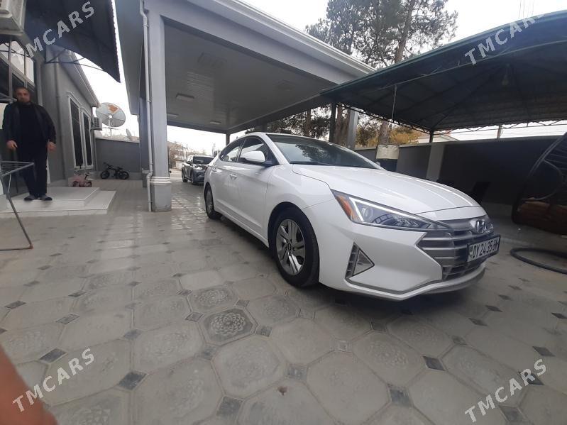 Hyundai Elantra 2020 - 230 000 TMT - Балканабат - img 2