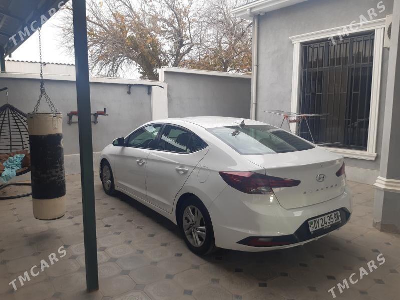 Hyundai Elantra 2020 - 230 000 TMT - Балканабат - img 4