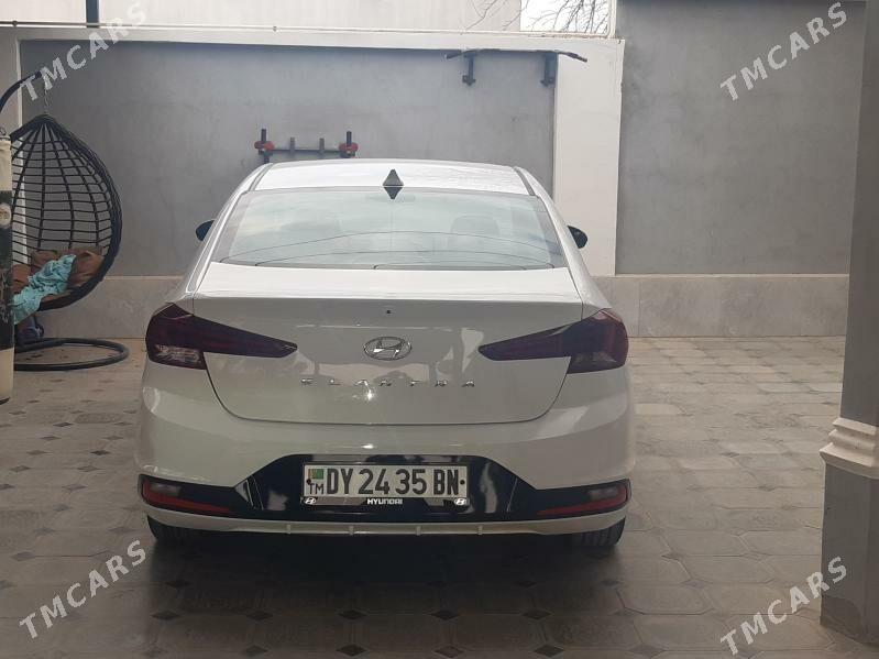 Hyundai Elantra 2020 - 230 000 TMT - Балканабат - img 5