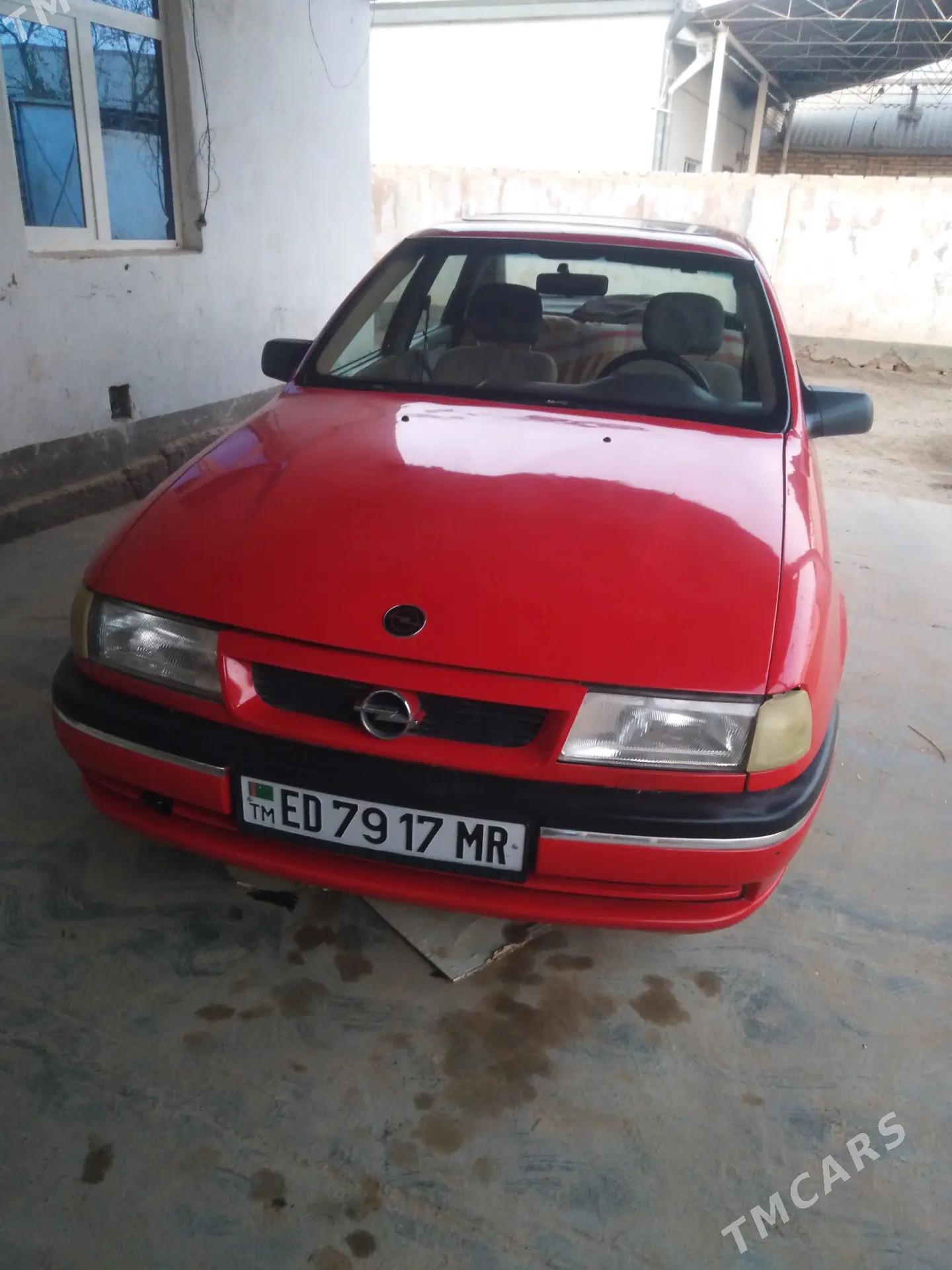 Opel Vectra 1992 - 35 000 TMT - Mary - img 4