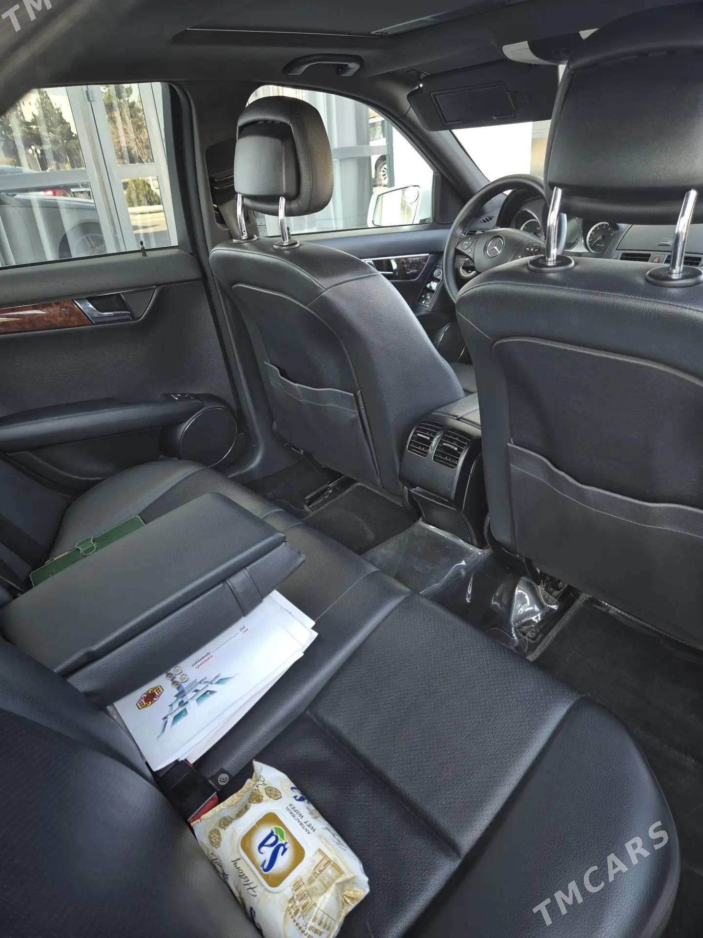 Mercedes-Benz C300 2010 - 210 000 TMT - Туркменабат - img 3