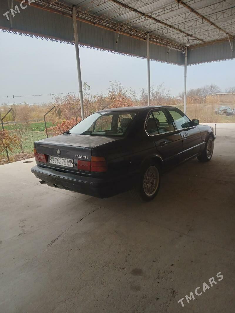 BMW 520 1989 - 40 000 TMT - Mary - img 2