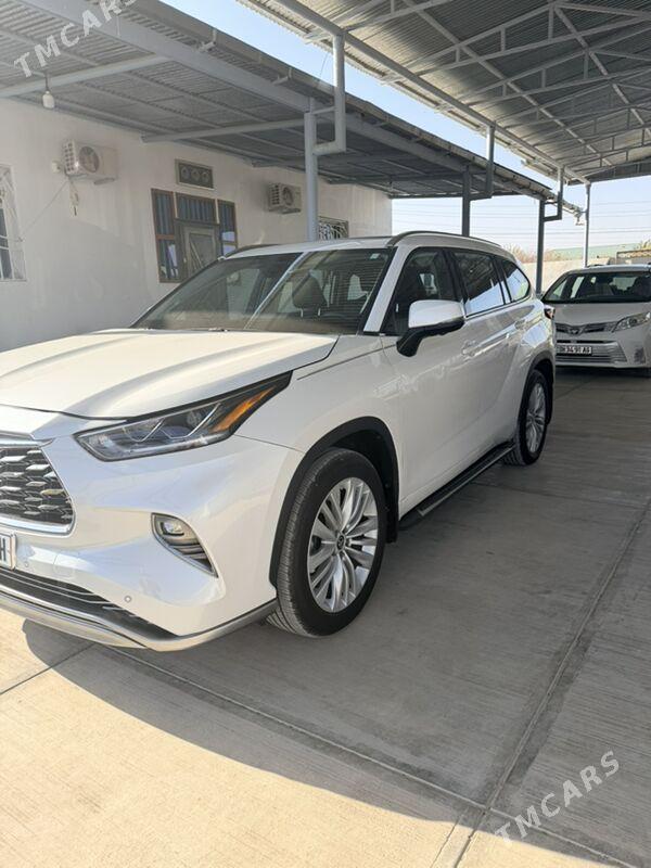 Toyota Highlander 2024 - 825 000 TMT - Aşgabat - img 3