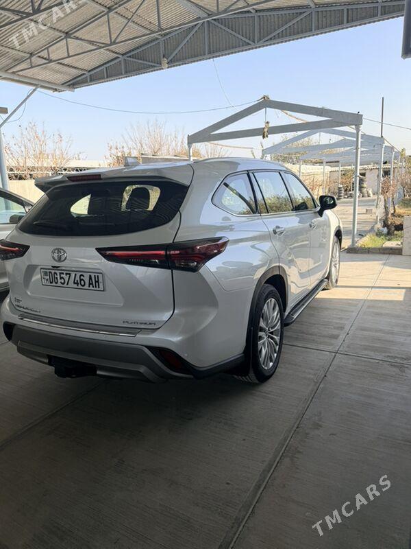 Toyota Highlander 2024 - 825 000 TMT - Aşgabat - img 6