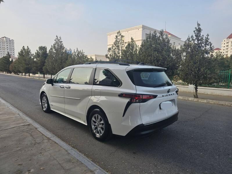 Toyota Sienna 2021 - 490 000 TMT - Ашхабад - img 5