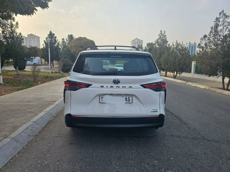 Toyota Sienna 2021 - 490 000 TMT - Ашхабад - img 7