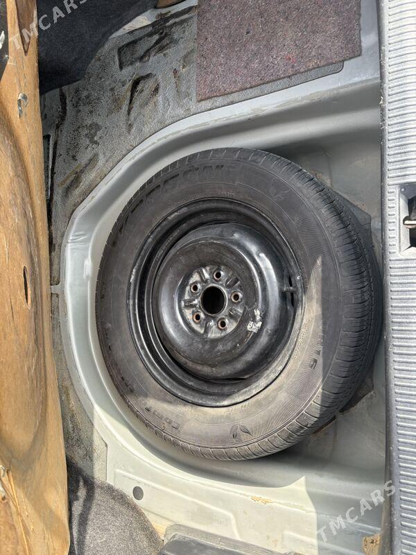 Toyota Camry 2003 - 207 000 TMT - Балканабат - img 2