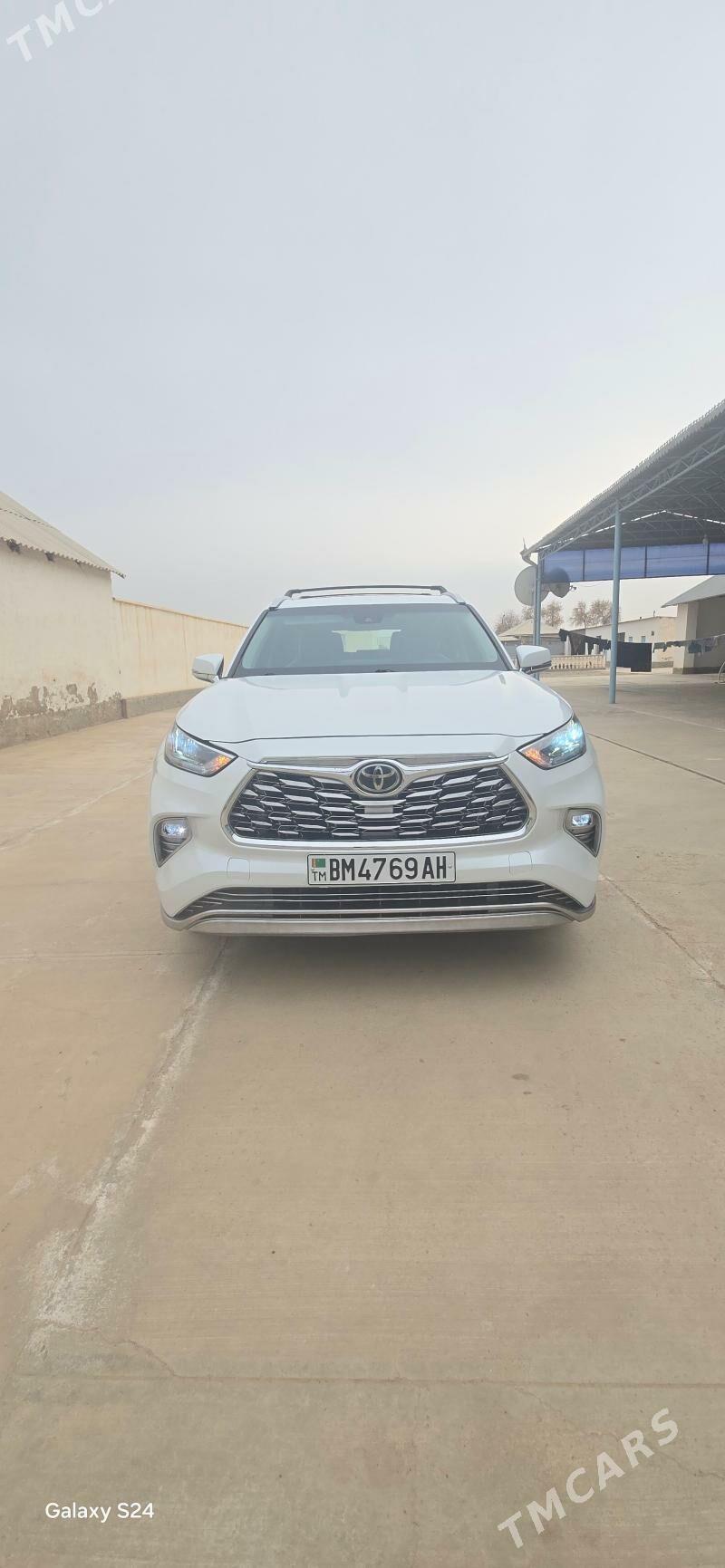 Toyota Highlander 2021 - 485 000 TMT - Tejen - img 2