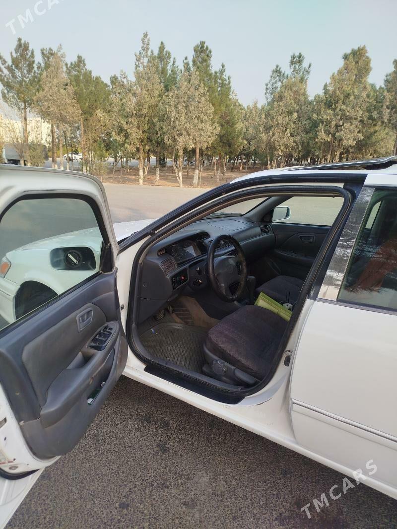 Toyota Camry 1998 - 140 000 TMT - Ашхабад - img 3