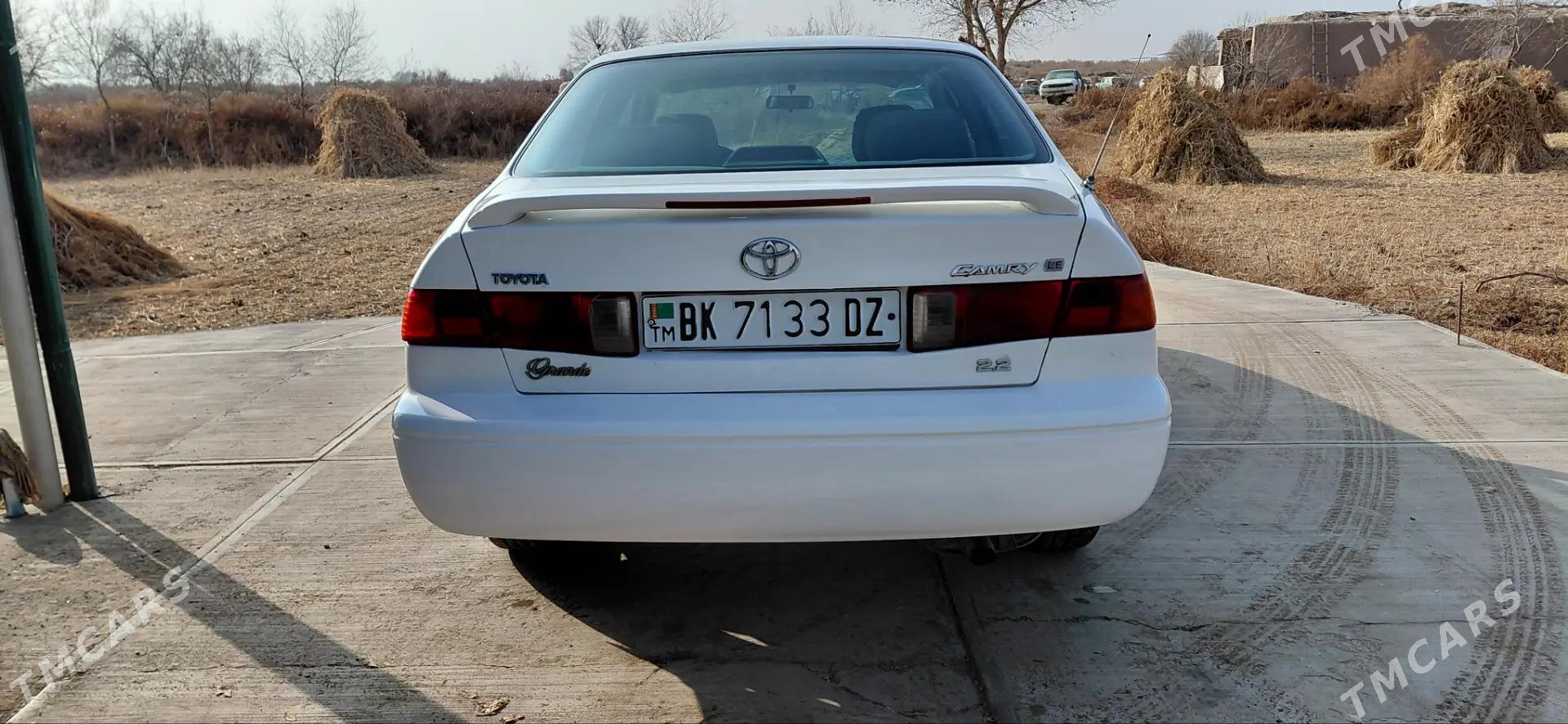 Toyota Camry 1998 - 145 000 TMT - Болдумсаз - img 3