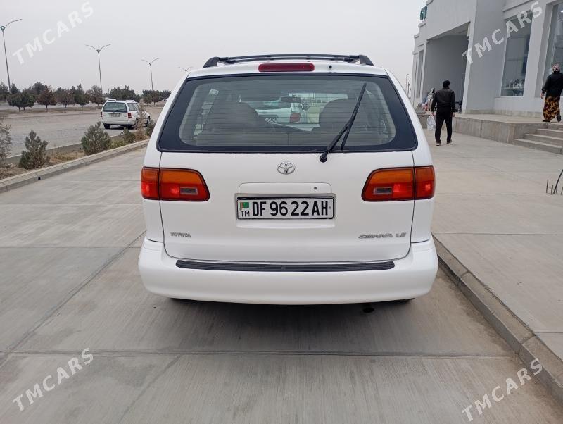 Toyota Sienna 2000 - 164 000 TMT - Bäherden - img 3