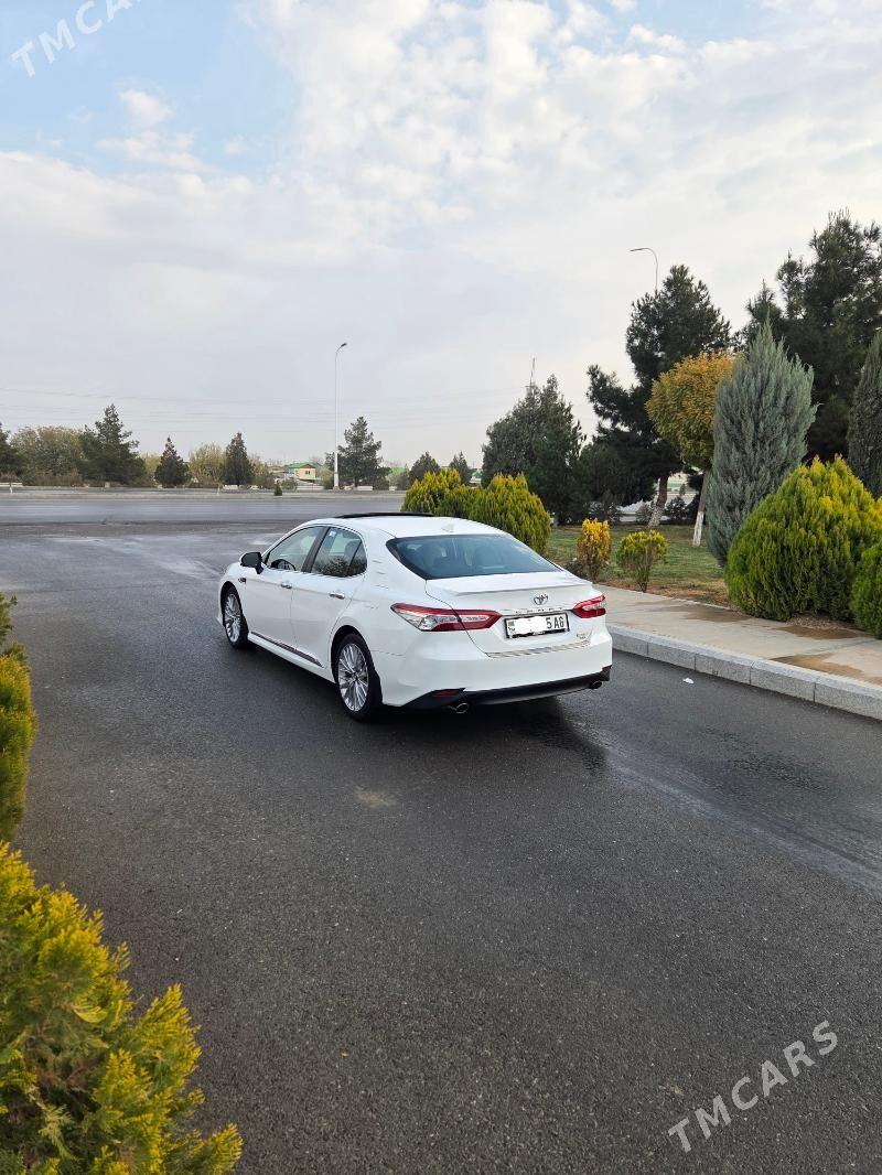 Toyota Camry 2018 - 323 000 TMT - Ашхабад - img 3