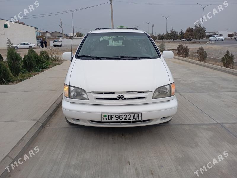 Toyota Sienna 2000 - 164 000 TMT - Bäherden - img 9