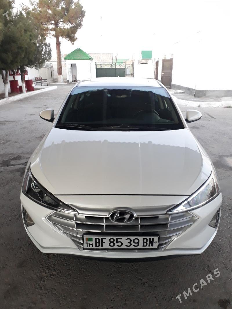 Hyundai Elantra 2021 - 230 000 TMT - Балканабат - img 1