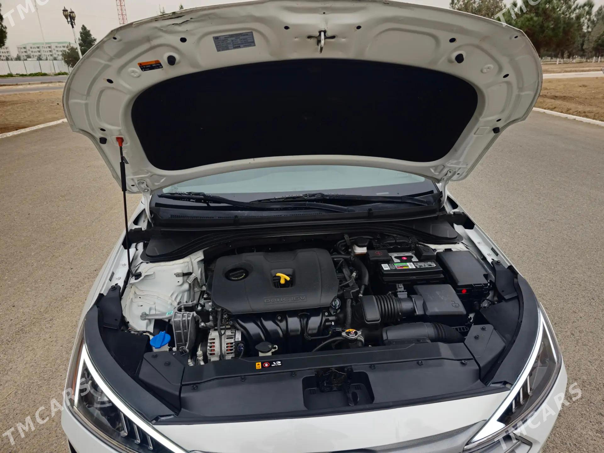 Hyundai Elantra 2020 - 250 000 TMT - Мары - img 9