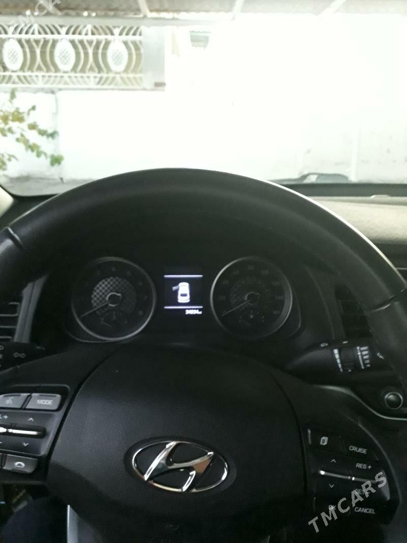 Hyundai Elantra 2021 - 230 000 TMT - Балканабат - img 3