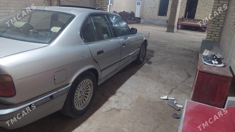 BMW 520 1989 - 40 000 TMT - Farap - img 5