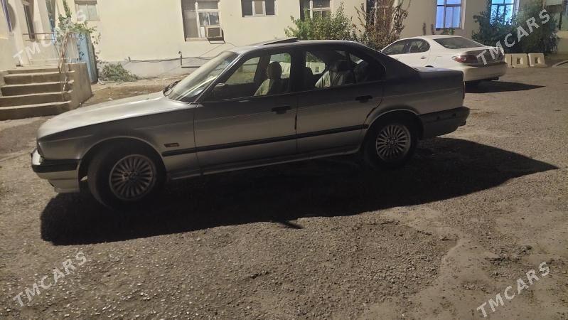 BMW 520 1989 - 40 000 TMT - Farap - img 3