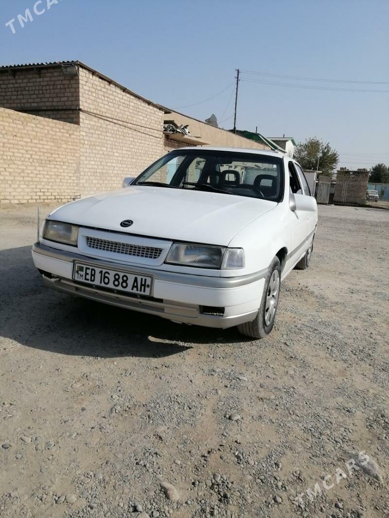 Opel Vectra 1990 - 28 000 TMT - Tejen - img 3