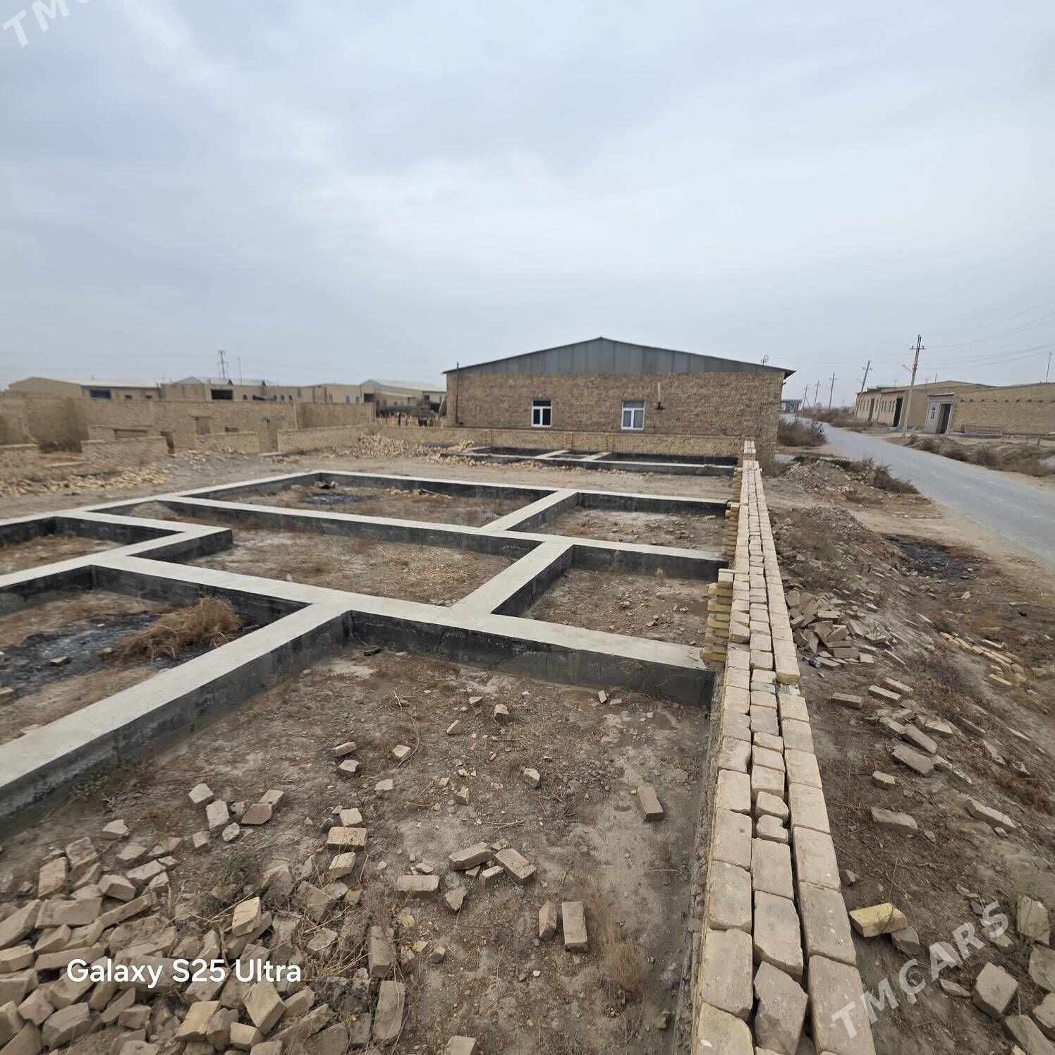 mellek 16 sotuk - Çärjew - img 6