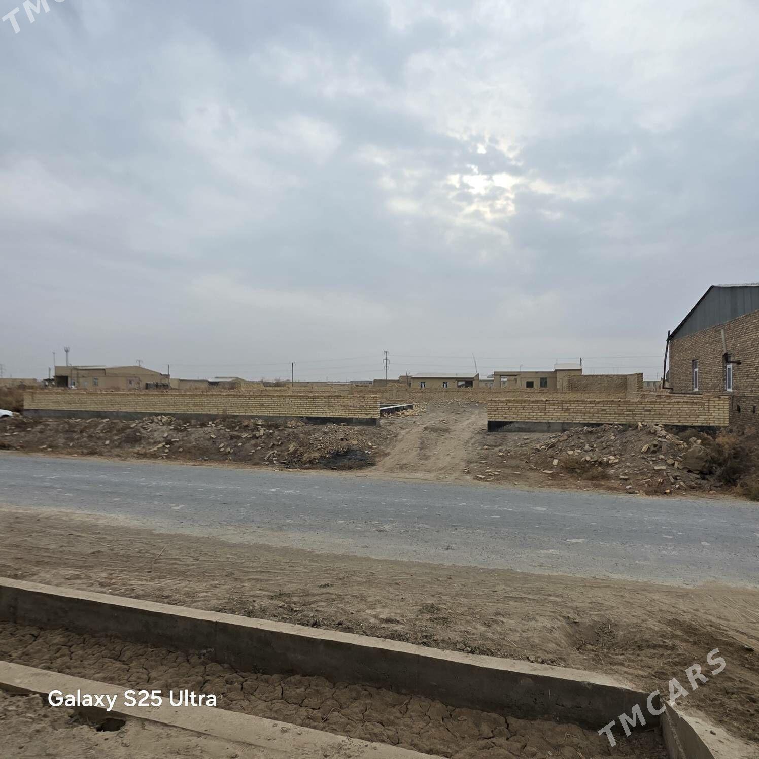 mellek 16 sotuk - Çärjew - img 2