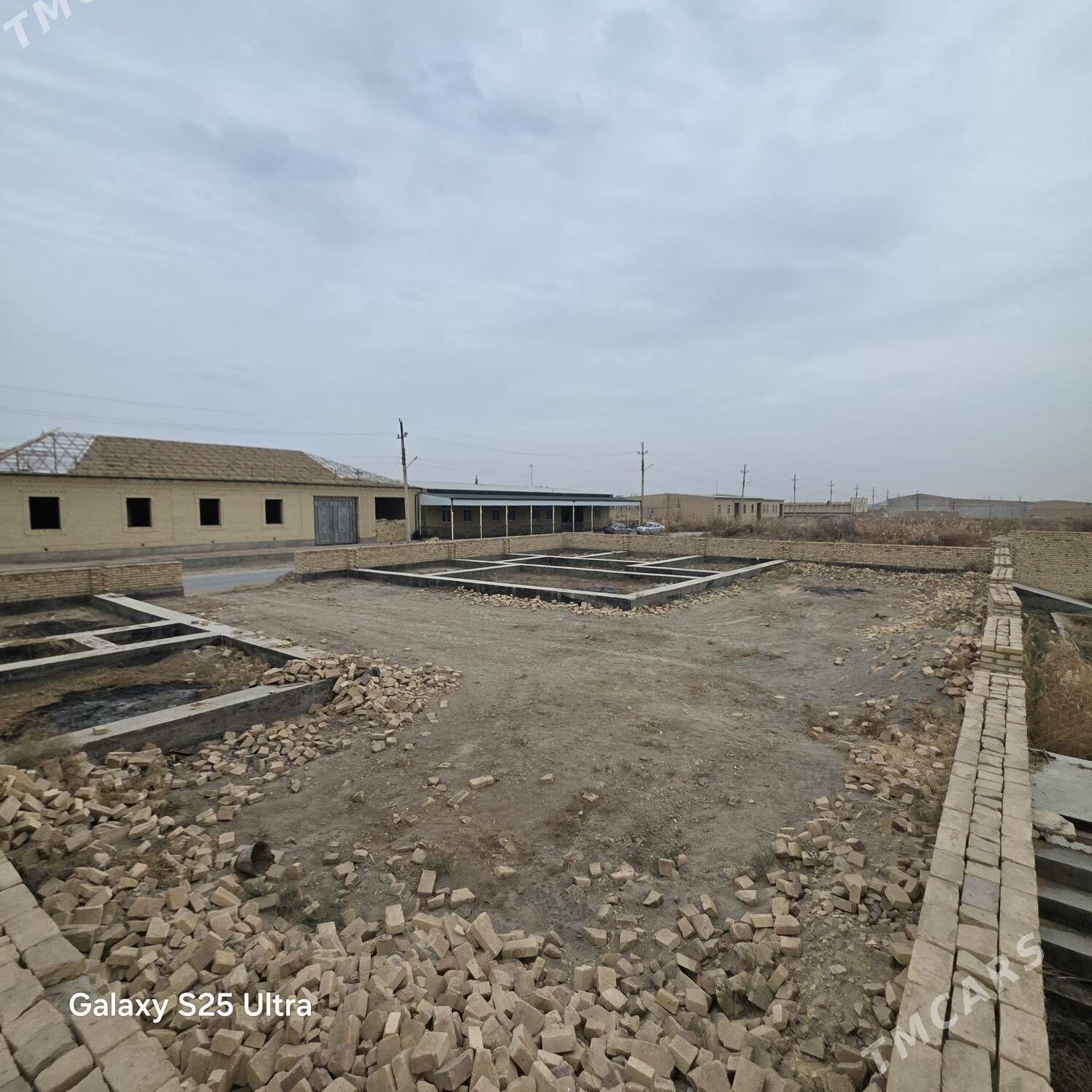 mellek 16 sotuk - Çärjew - img 8